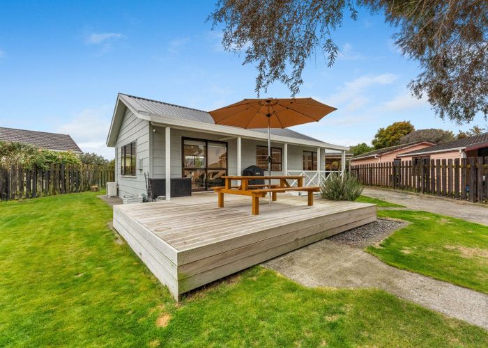  at 15B Rosewood Place, Paraparaumu