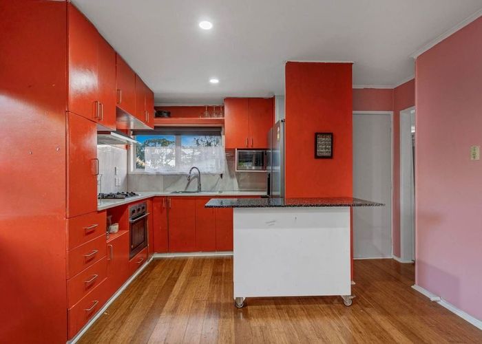  at 11 Fairdale Avenue, Red Hill, Papakura, Auckland