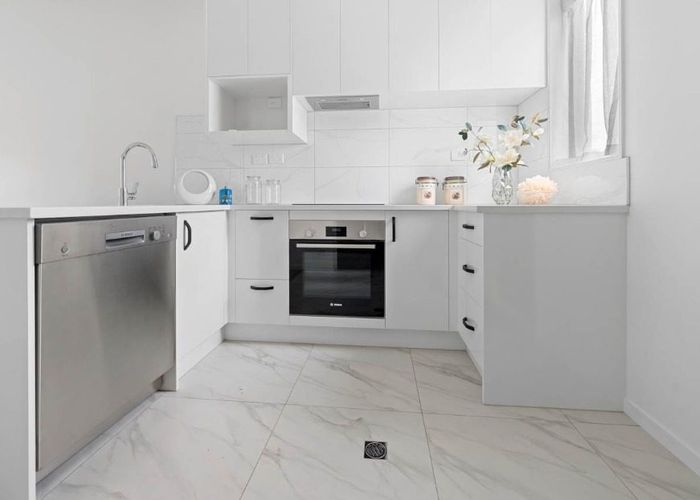  at 2/112 Moore Street, Howick, Auckland