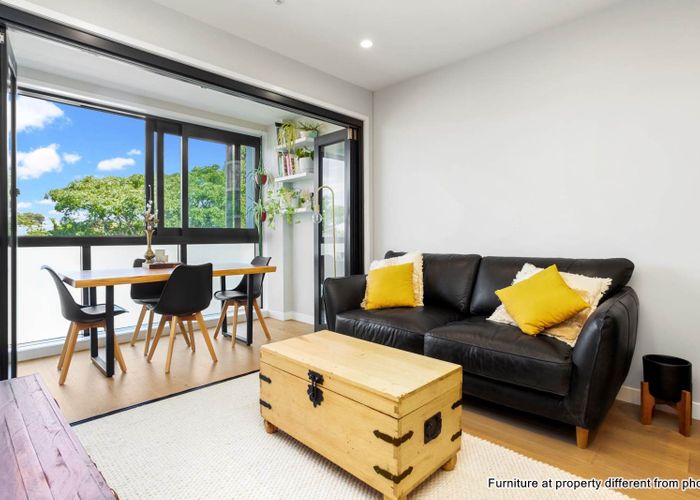 at 102/9 Walmer Road, Point Chevalier, Auckland City, Auckland