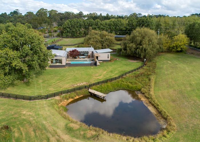  at 47 Hardens Lane, Paremoremo, Auckland
