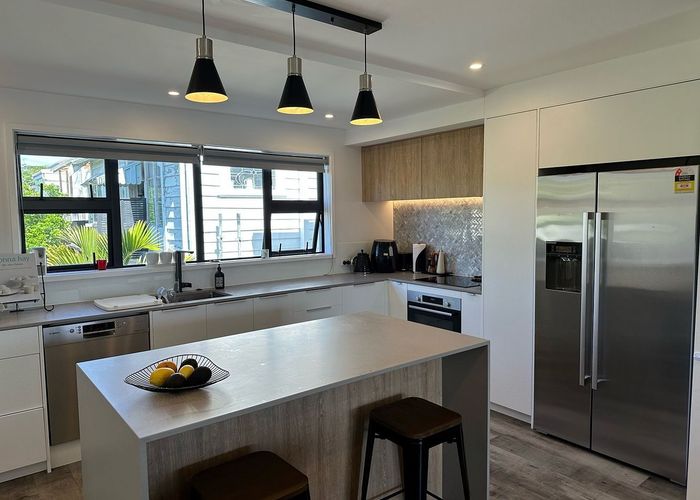  at 4/32 Cardigan Street, Morningside, Auckland City, Auckland