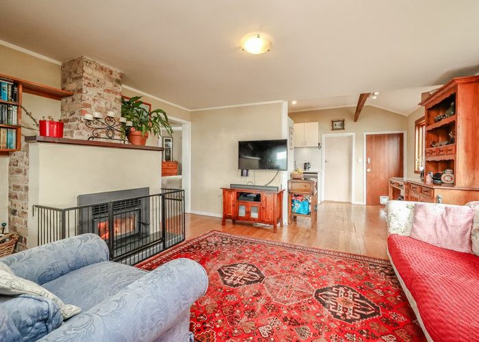  at 75 Oxley Crescent, Broad Bay, Dunedin, Otago