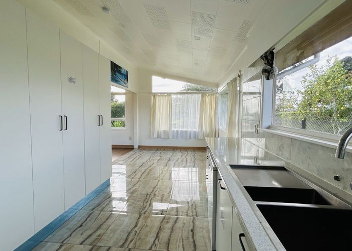  at 24 Sunnyhill crescent, Sunnyhills, Manukau City, Auckland