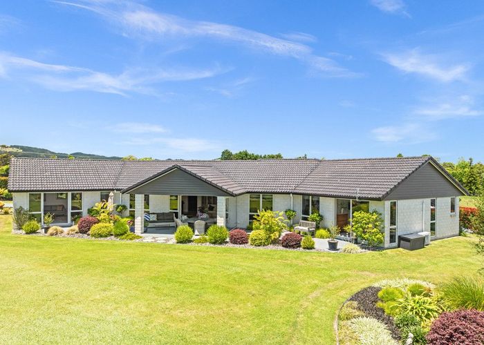  at 9 Summerfield Way, Parahaki, Whangarei