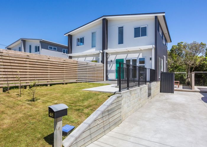  at 4/1 Murphy Place, Titahi Bay, Porirua