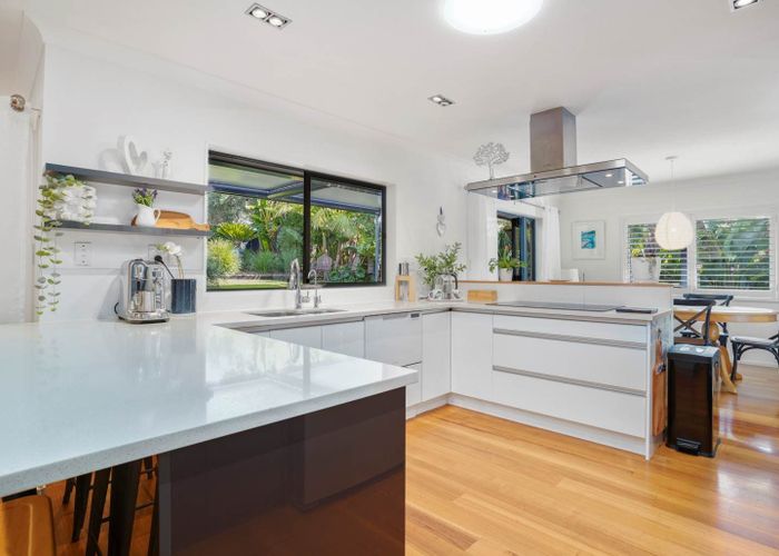  at 9 Wynona Close, Albany, North Shore City, Auckland