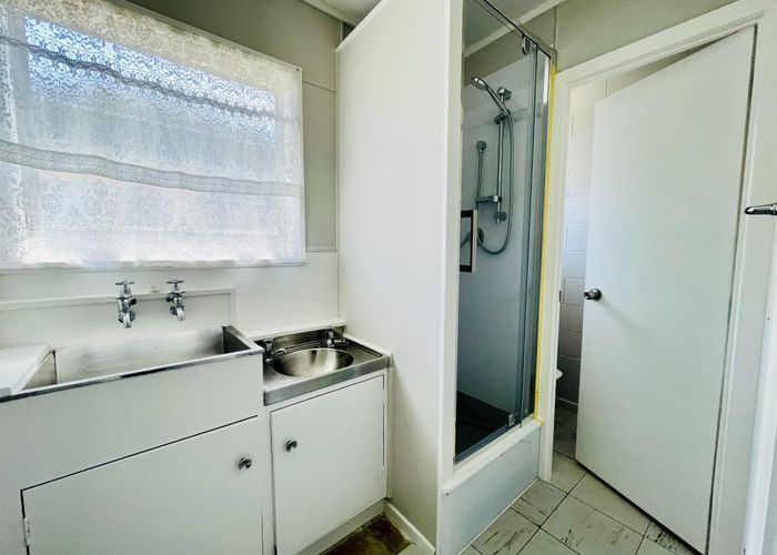  at 15/124 Kolmar Road, Papatoetoe, Manukau City, Auckland