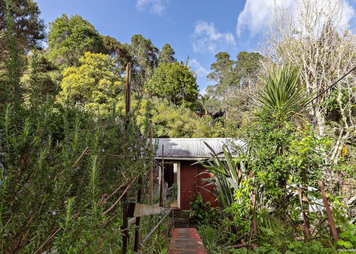  at 2D Foster Avenue, Huia, Auckland