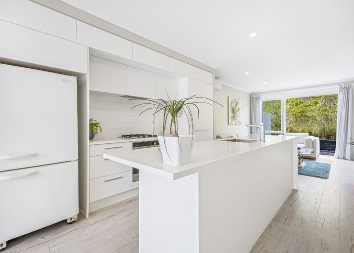  at 37 Sanremo Lane, Stanmore Bay, Rodney, Auckland