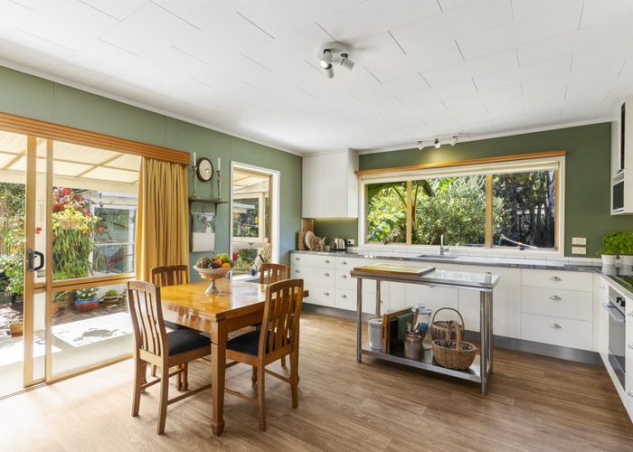  at 7 Seaton Road, Murrays Bay, North Shore City, Auckland