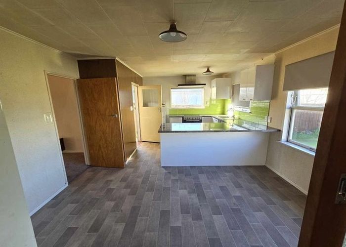  at 6 Matthews Road, Wainuiomata, Lower Hutt, Wellington