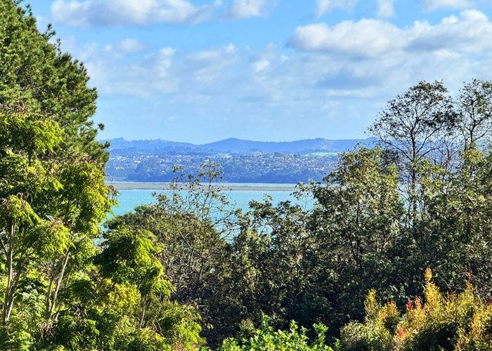  at 17e Balmain Road, Chatswood, North Shore City, Auckland
