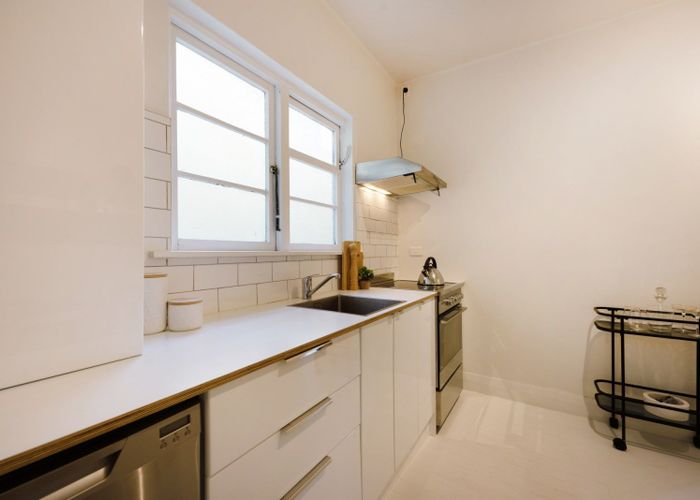  at 8/28 Clifton Terrace, Kelburn, Wellington
