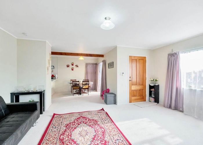  at 3/4 Elm Street, Avondale, Auckland