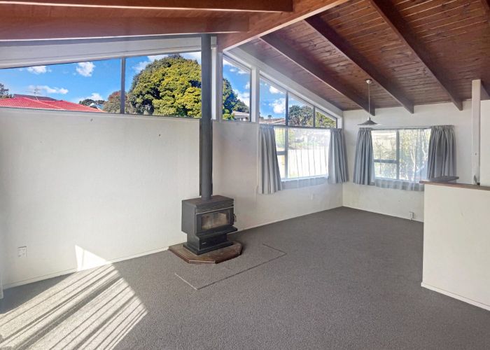  at 6 Ervine Place, Bucklands Beach, Manukau City, Auckland