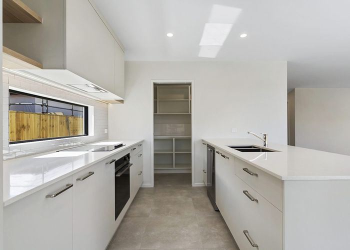  at 10 Arahi Road, Clevedon, Manukau City, Auckland