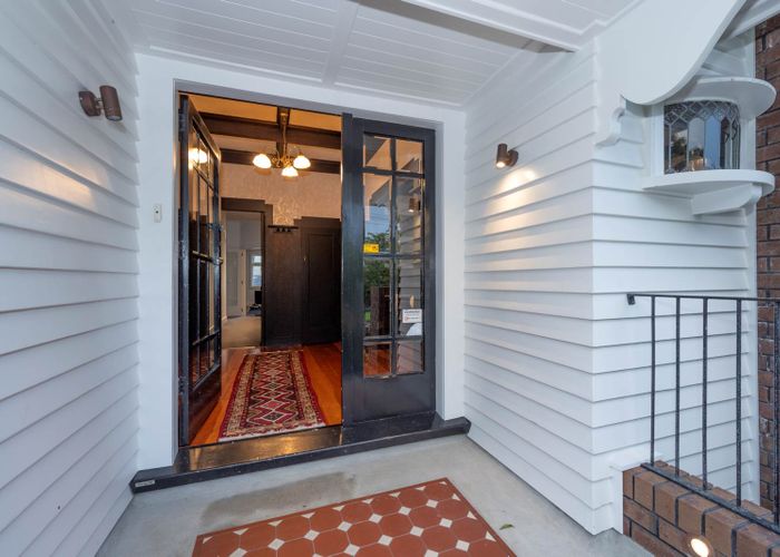  at 17 Glenfell Place, Epsom, Auckland