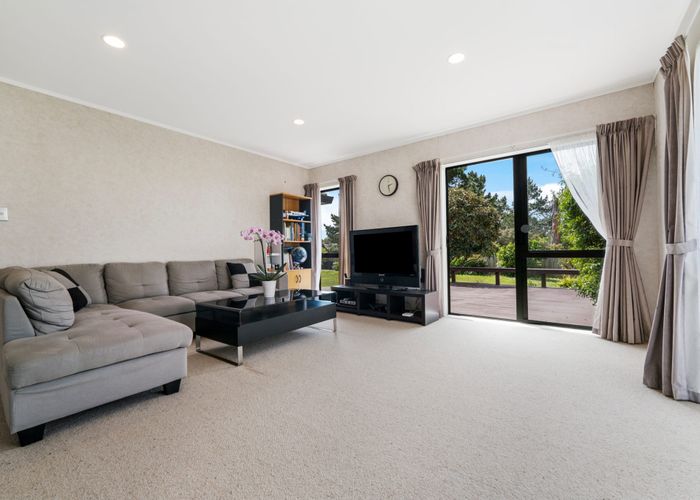  at 17 Davington Way, Burswood, Auckland