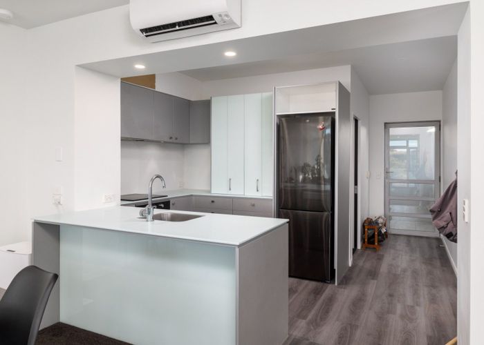  at 5/272 Marine Parade, New Brighton, Christchurch