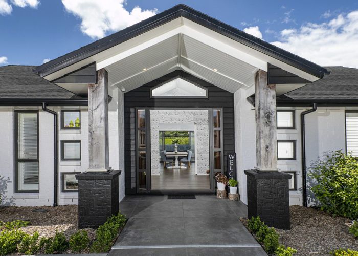  at 13 Oak Valley Road, Albany
