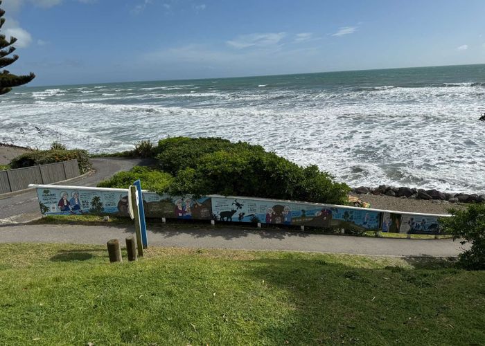  at 5/8 Wellington Road, Paekakariki, Kapiti Coast, Wellington
