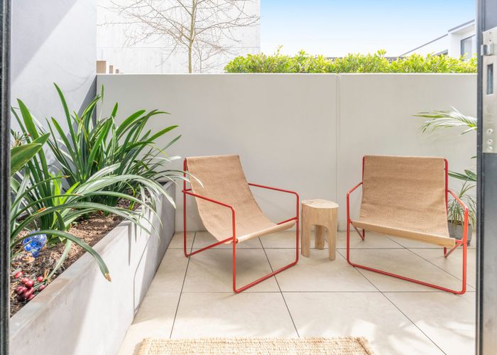  at 413/8 Kingsland Terrace, Kingsland, Auckland
