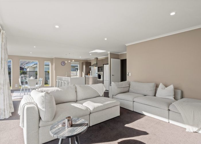  at 10D Haddows Place, Lake Hayes Estate, Queenstown-Lakes, Otago