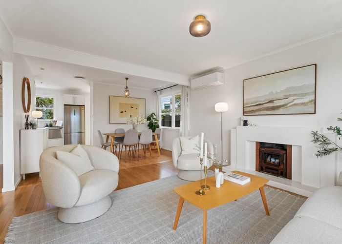  at 39 Mahara Avenue, Birkenhead, Auckland