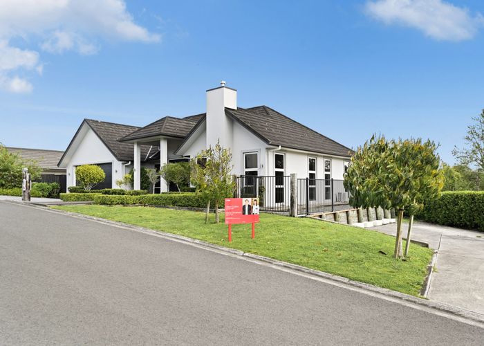  at 12 Trent Lane, Flagstaff, Hamilton