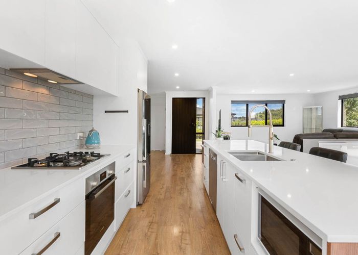  at 17 Te Paea Avenue, Paerata, Franklin, Auckland