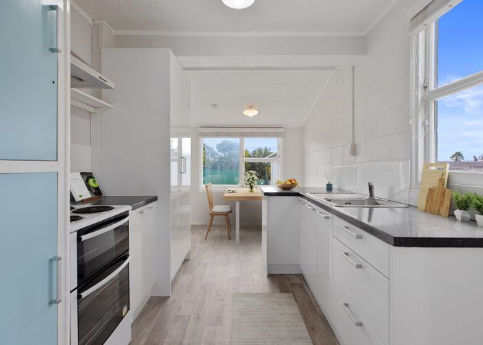  at 422 Pukehina Parade, Te Puke