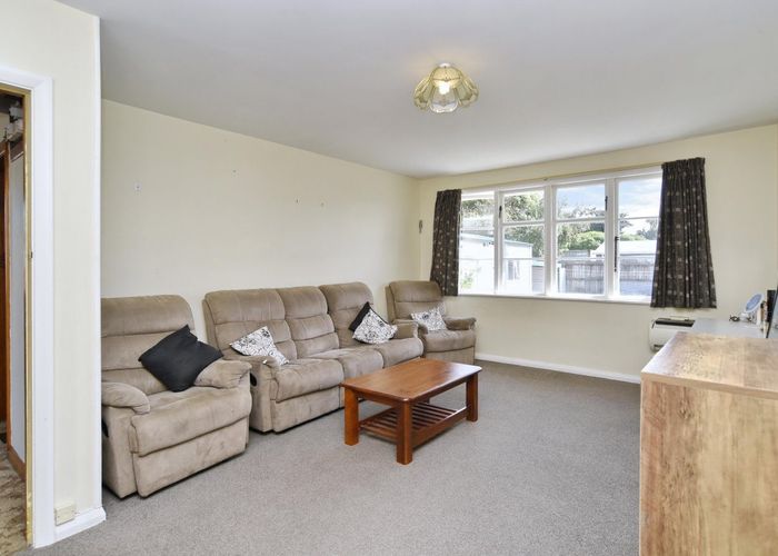  at 17 Robin Street, Burwood, Christchurch