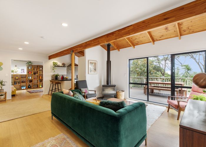  at 33/31 Scenic Drive, Titirangi, Auckland