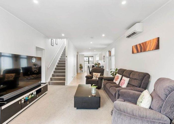  at 22 Fenchurch Street, Glen Innes, Auckland