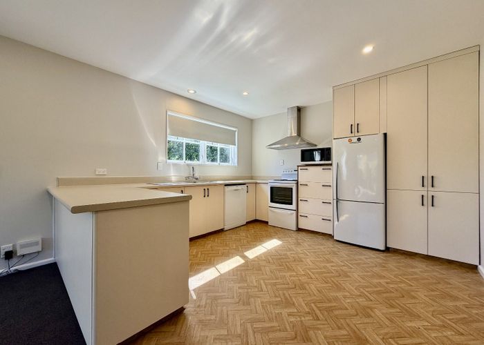  at 17 Glenside Avenue, Ilam, Christchurch City, Canterbury