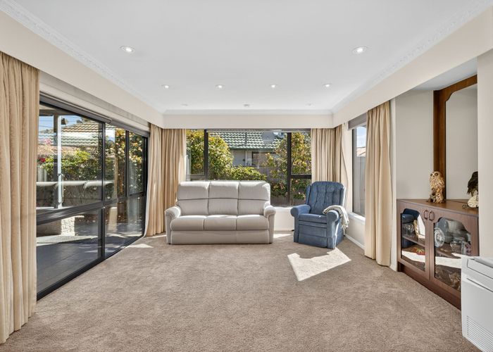 at 84 Greenhaven Drive, Burwood, Christchurch City, Canterbury