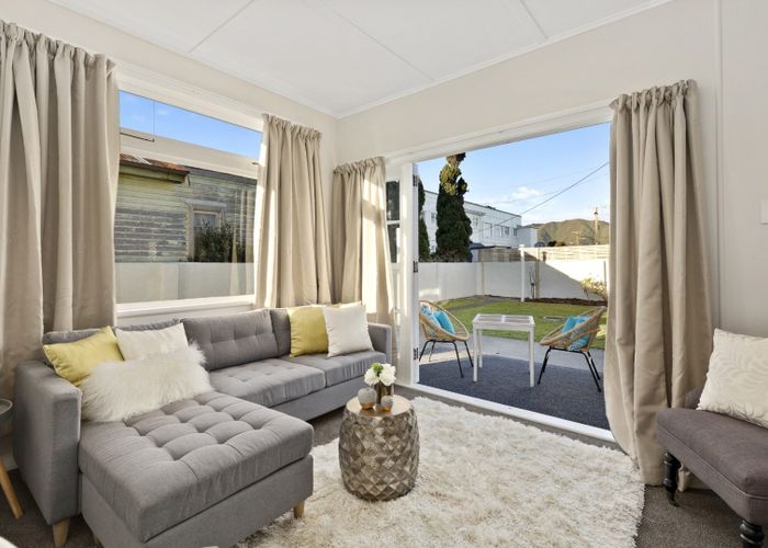  at 10 Jessie Street, Petone, Lower Hutt, Wellington