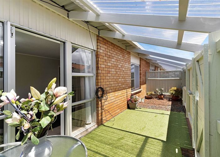  at 5/94 Portage Road, New Lynn, Waitakere City, Auckland