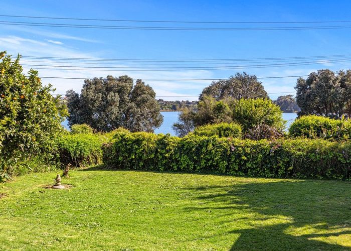  at 220 Welcome Bay Road, Welcome Bay, Tauranga