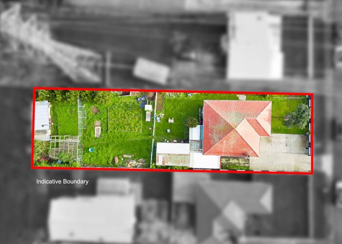  at 24 White Swan Road, Mount Roskill, Auckland City, Auckland