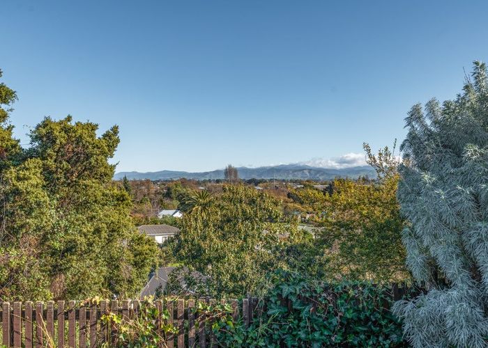  at 12 Terrace End, Lansdowne, Masterton