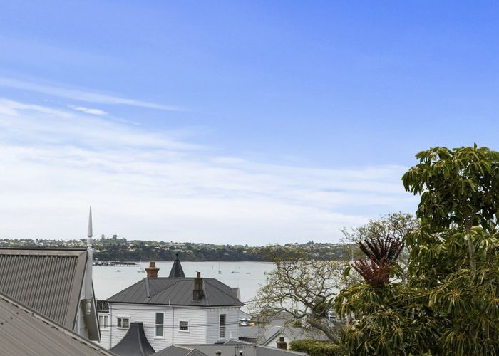  at 1E Caroline Street, Saint Marys Bay, Auckland