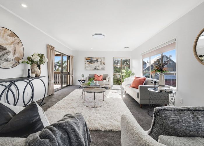  at 12 Davita Place, Farm Cove, Auckland