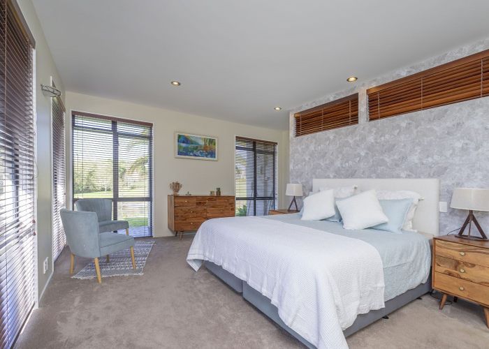  at 48 Ashwood Avenue, Albany