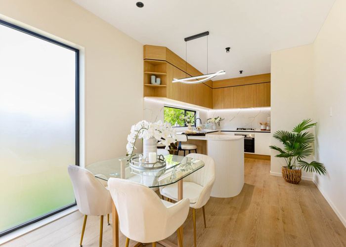  at 16 Grande Vue Road, Papatoetoe, Manukau City, Auckland