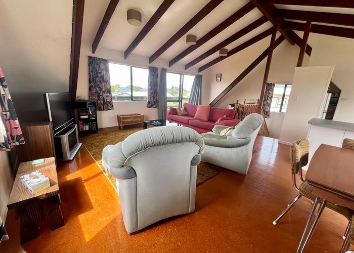  at 2 Ngatiwai Place, Whangaruru, Russell