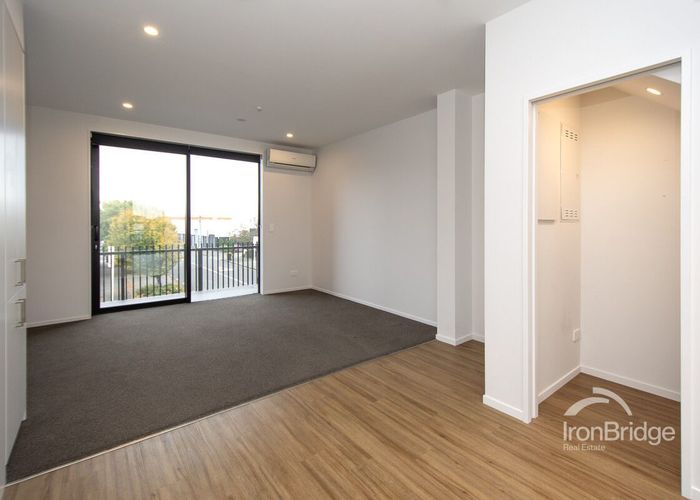  at 12/4 Waverley Street, Sydenham, Christchurch