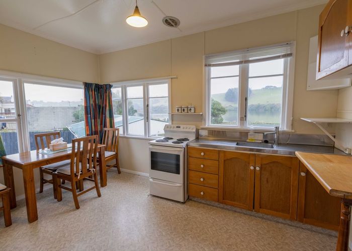  at 19 Oregon Street, Ocean Grove, Dunedin