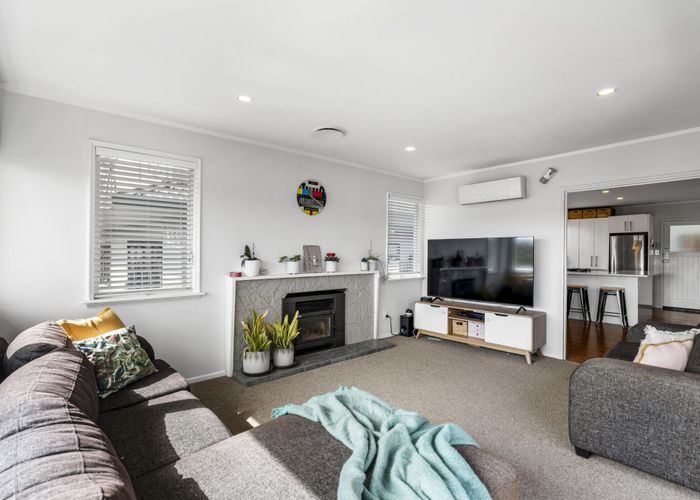  at 51A Rodney Street, Howick, Auckland